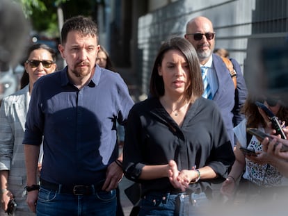 El exvicepresidente del Gobierno Pablo Iglesias, y la exministra de Igualdad Irene Montero, a su llegada para declarar en el Juzgado de lo Penal Número 14 de Madrid, el pasado 27 de mayo en Madrid.