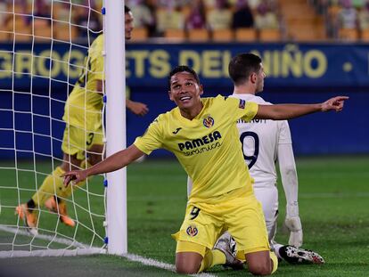 Bacca celebra uno de sus goles contra el Maccabi.