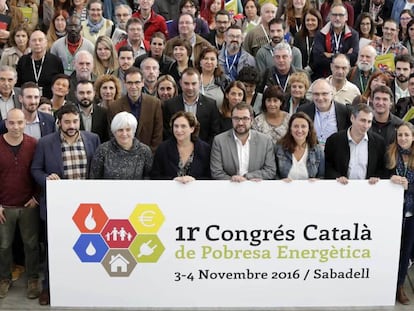 Foto de família del I Congrés Català sobre pobresa energètica.