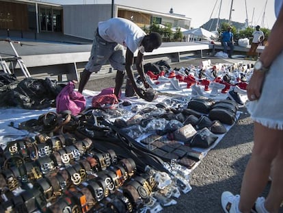 Un manter als voltants del port de Barcelona.