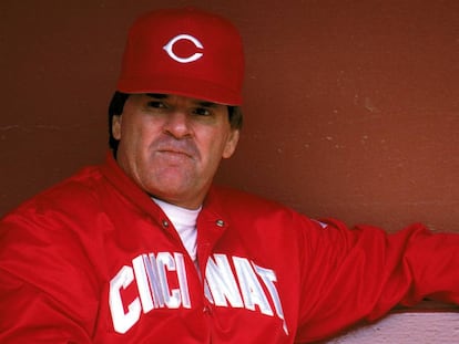 Pete Rose fue vetado de por vida por la MLB en 1989.