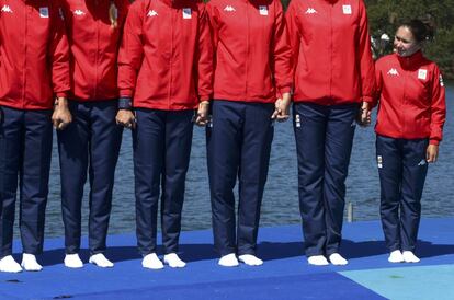 La pequeña del equipo rumano es Coxswain Daniela Druncea.