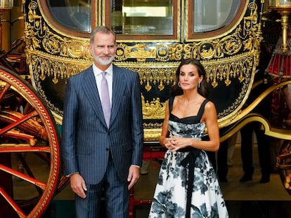 Los reyes Felipe VI y Letizia, inauguran la Galería de las Colecciones Reales, este martes en el Palacio Real de Madrid.