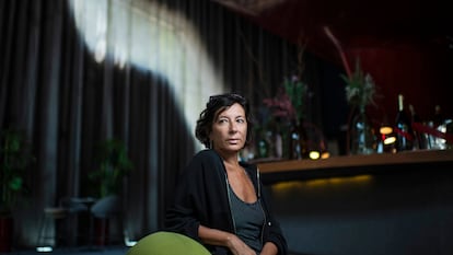 Simona Levi, en la cafetería Nubel, en el Museo Reina Sofia de Madrid, el pasado 21 de agosto.