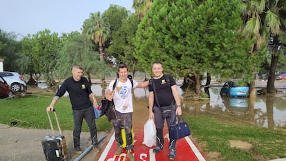 Carlos, Marcos y Axel, en el centro de la imagen. Foto cedida por Axel Zaragoza.