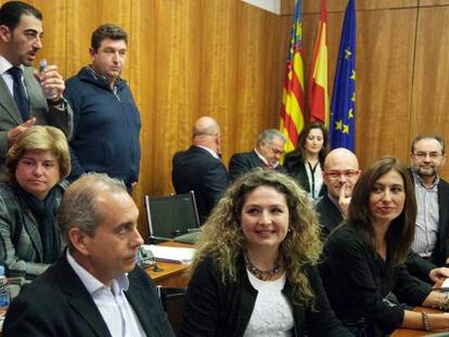 Ediles del PP de Orihuela en un pleno.