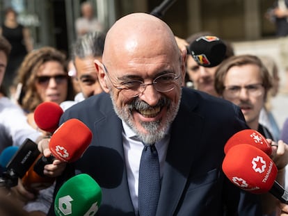 El rector de la Universidad Complutense, Joaquín Goyache, a su salida como investigado del 'caso Begoña Gómez', en los Juzgados de Plaza de Castilla, el 29 de julio de 2024, en Madrid.