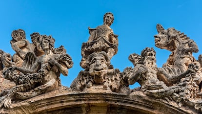 Estatues de monstres a Villa Palagonia, al municipi italià de Bagheria.