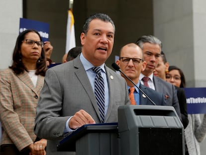 El futuro senador por California Alex Padilla, en Sacramento el pasado 2019.