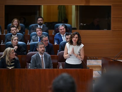 La presidenta de Madrid, Isabel Díaz Ayuso, durante el pleno de la Asamblea celebrado este jueves.