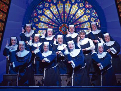 Las monjas de 'Sister Act' durante uno de los números del musical.