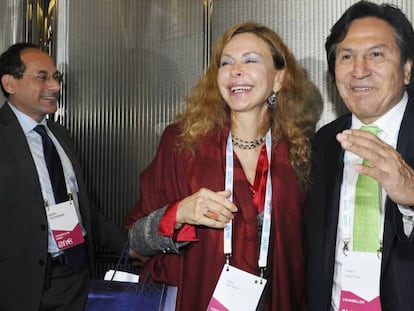 El expresidente de Perú Alejandro Toledo, y su esposa, Eliane Karp, en un acto en Irlanda en 2014.