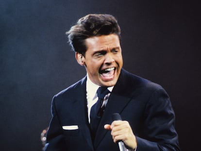 Luis Miguel durante una presentación en Nueva York, en 1987.