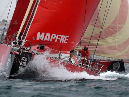 El Mapfre, en la regata In-Port de Lisboa.