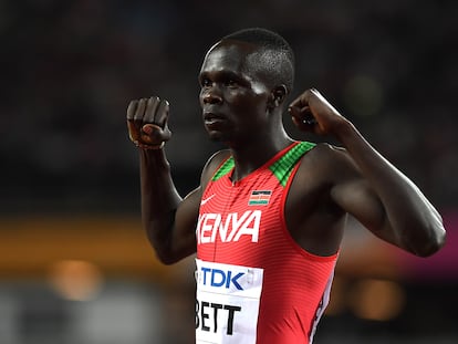 Kipyegon Bett, durante los Mundiales de atletismo de Londres 2017.