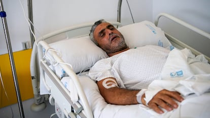 Samir Haj Tirari, en una cama del Hospital Puerta de Hierro.