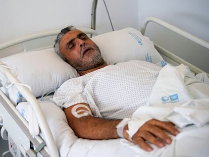 Samir Haj Tirari, en una cama del Hospital Puerta de Hierro.