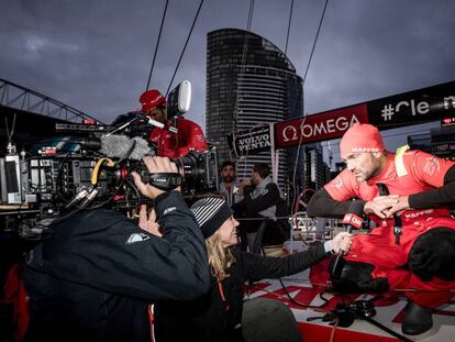 Xabi Fern&aacute;ndez atiende a los medios en Melbourne.