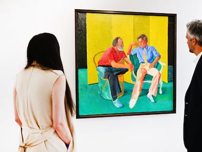 El cuadro 'La conversación' de David Hockney, perteneciente a la colección de Paul Allen, en la muestra previa a la subasta.