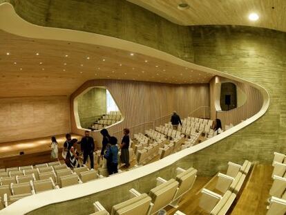 Auditorio en el sotano de la Fundación Francisco Giner de los Ríos.