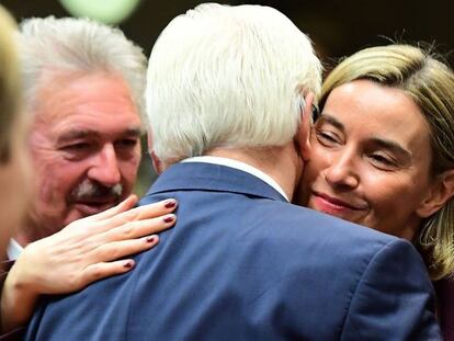 Federica Mogherini felicita al ministro alem&aacute;n de Exteriores, Frank-Walter Steinmeier, que ser&aacute; el pr&oacute;ximo presidente de su pa&iacute;s. 