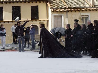 Rodolfo Sancho durante el rodaje de la nueva temporada de 'Isabel'