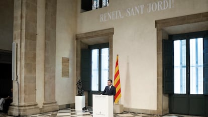 El president Pere Aragonès, durante el acto de restitución del Salón Sant Jordi del Palau de la Generalitat tras la retirada de las obras pictóricas añadidas durante la dictadura de Primo de Rivera.