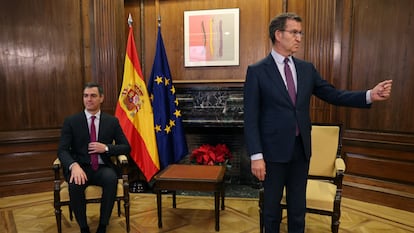 Reunión entre el Presidente del Gobierno, Pedro Sánchez y el lider de la oposición, Alberto Nuñez Feijoo, en el Congreso de los Diputados. Jaime Villanueva.