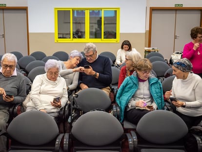 Curso de herramientas digitales para adultos mayores en Rivas-Vaciamadrid, el 22 de enero de 2024.