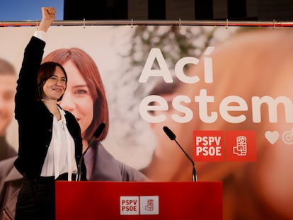 La ministra de Ciencia, Innovación y Universidades, Diana Morant, durante el acto en el que es proclamada como nueva -y primera- secretaria general del PSPV-PSOE, en sustitución de Ximo Puig, el 7 de febrero.