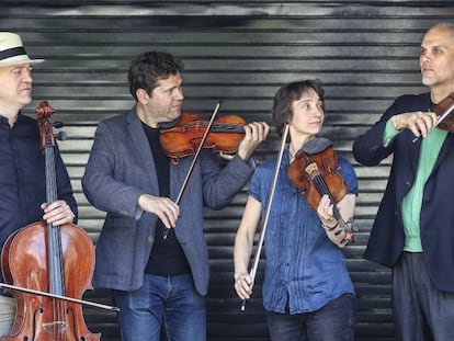 El Cuarteto Casals, de izquierda a derecha: Arnau Tomàs, Abel Tomàs, Vera Martínez Mehner y Jonathan Brown.