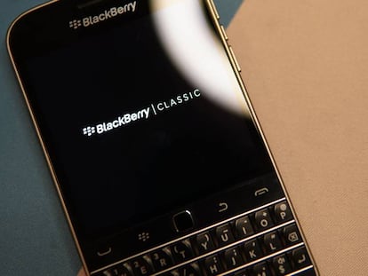 Un modelo de móvil BlackBerry