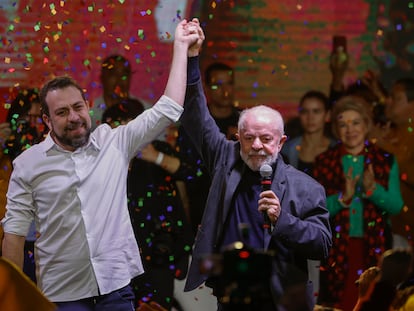 Luiz Inácio Lula da Silva, durante la presentación de su candidato a la alcaldía de São Paulo, el diputado Guilherme Boulos.