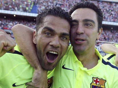 Xavi i Dani Alves, al 2015.