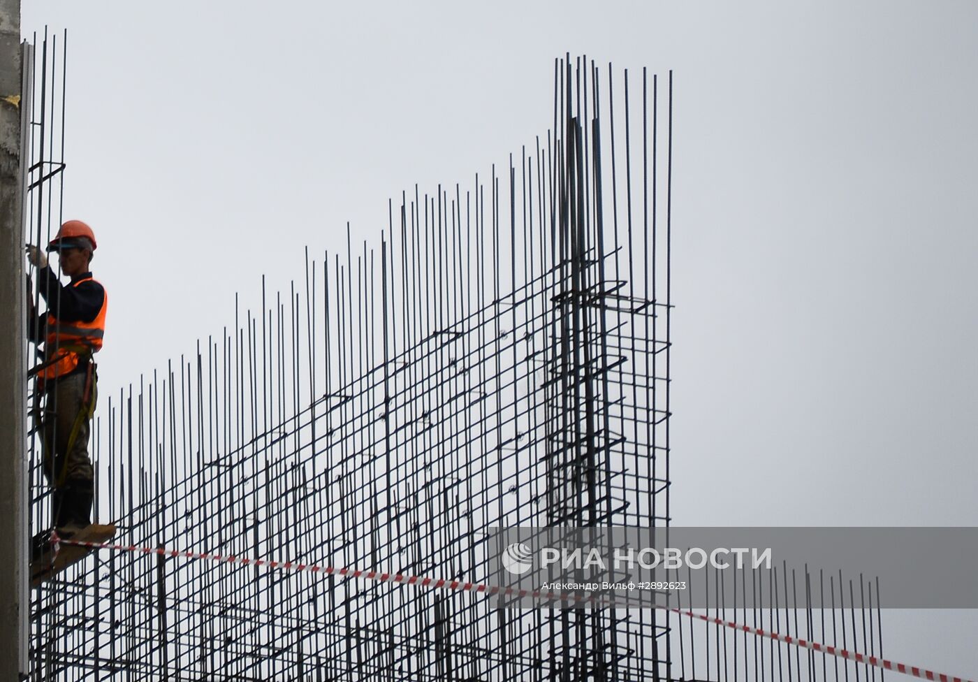 Мэр Москвы С. Собянин осмотрел ход строительства ЖК "ЗИЛАРТ"