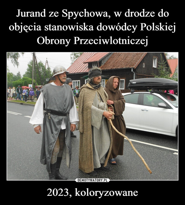 2023, koloryzowane –  0