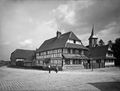 Die Ecke Bürgerstraße, heutige Breite Straße, und Michaelstraße, heute Wartburgstraße, um 1910