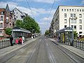 Die Haltestelle Kolpingplatz im April 2011 auf dem Kolpingplatz aus südlicher Blickrichtung gesehen