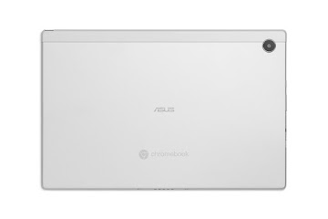 Vue de dessus d'un ASUS Chromebook CM30 Detachable en mode Tablette, mettant en évidence l'objectif de la caméra.