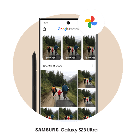 Android फ़ोन की स्क्रीन पर Google Photos खुला है. इसमें हाल ही में ट्रांसफ़र की गई फ़ोटो का ग्रिड दिख रहा है. साथ ही, फ़ोन के सबसे ऊपर दाएं कोने में Google Photos का लोगो दिख रहा है.