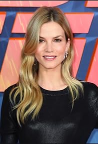 Primary photo for Sylvia Hoeks