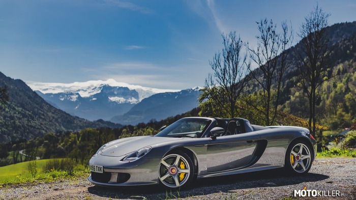 Porsche Carrera GT –  