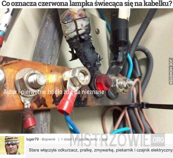 Co oznacza czerwona lampka świecąca się na kabelku? –  