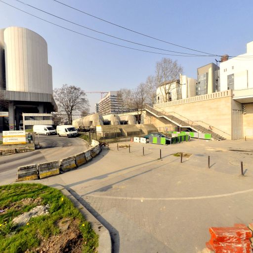 Point P - Vente et pose de revêtements de sols et murs - Paris